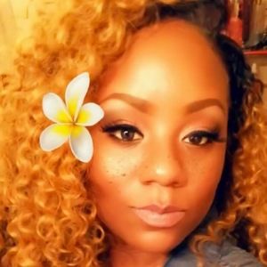 Meet your Posher, Christie